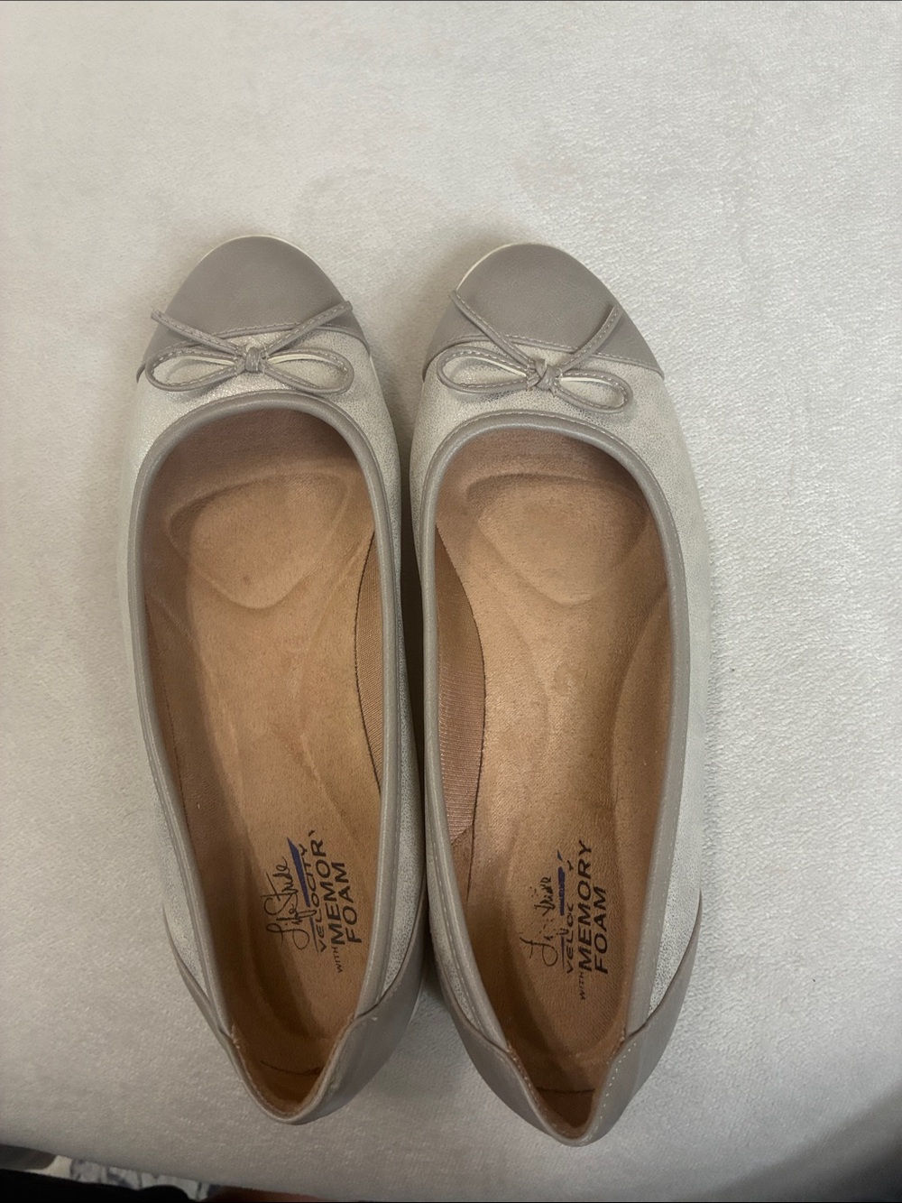 Life Stride Silver Ballet Flats with Bow